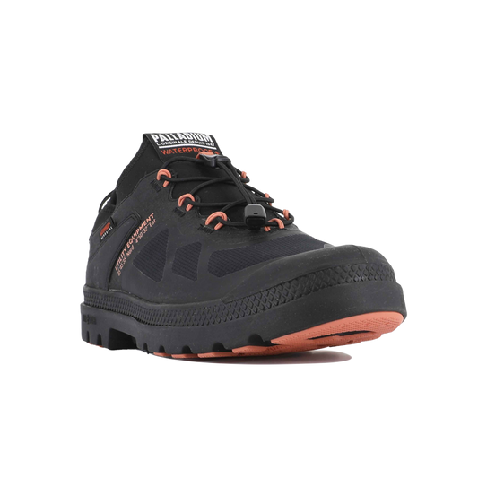 PAMPA LT+ LO XPLR WP+ 防水靴 黑
