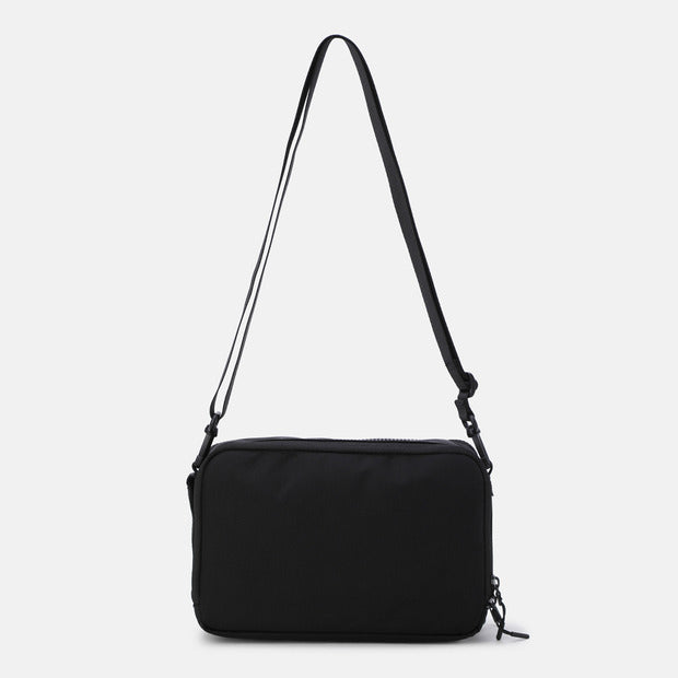 TRAVEL CROSS POUCH 男士 休閒肩背包