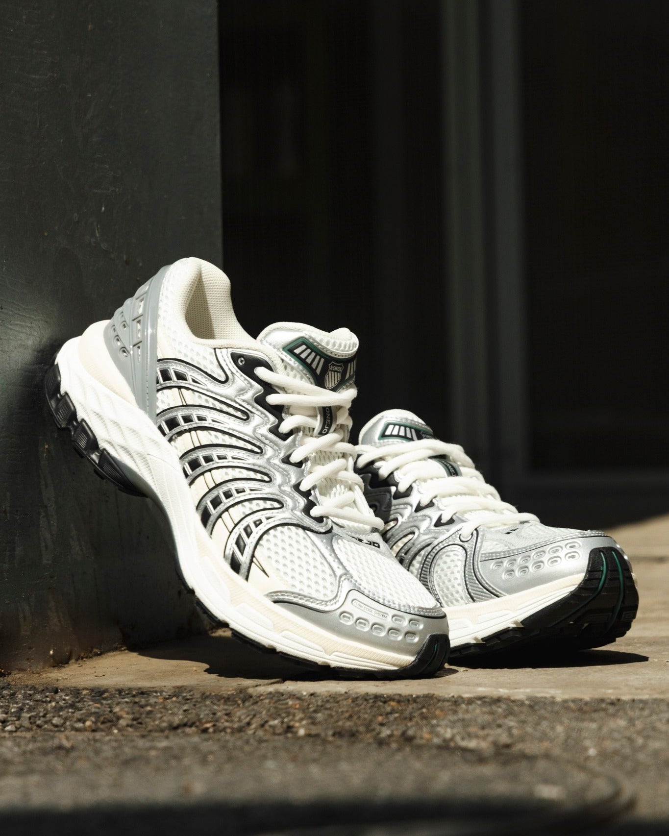 KONEJO 女士 休閒鞋