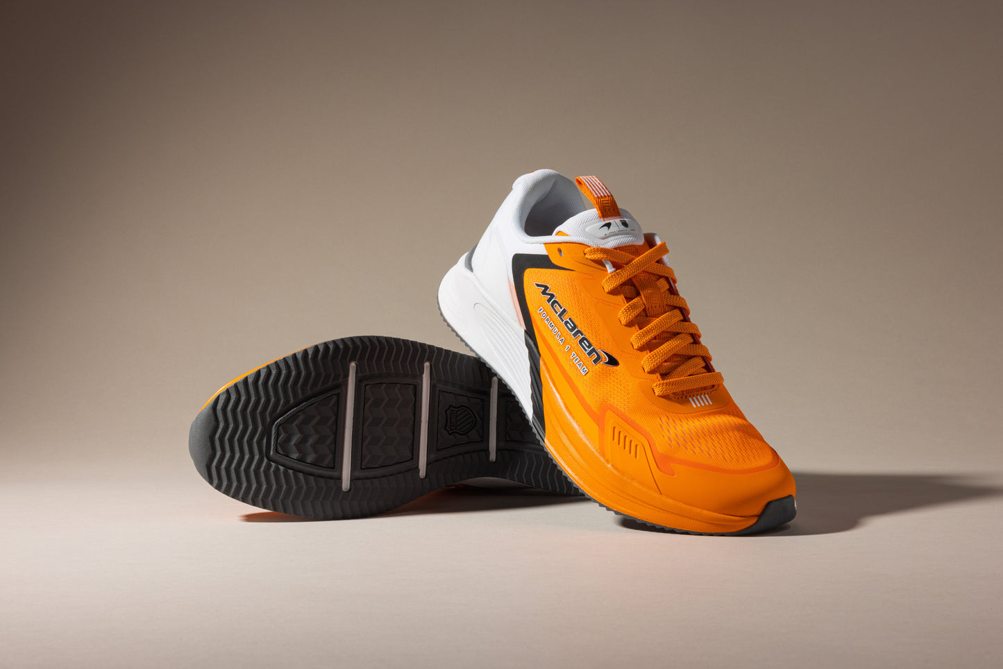 AERO-ACTIVE II X McLAREN F1 TEAM 男士 運動鞋