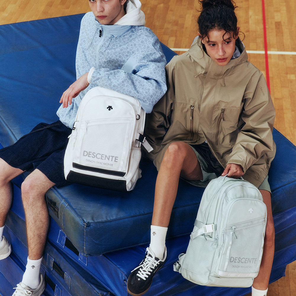 LOT 23 BACKPACK (23L) 中性 運動後背包