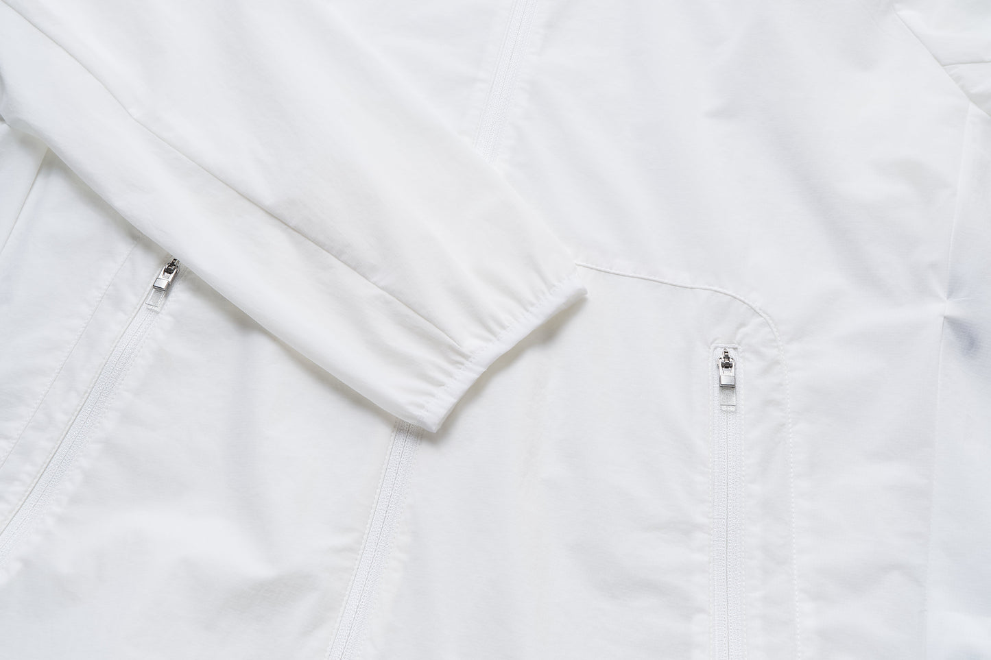 SHORT SLEEVE 女士 運動輕量外套