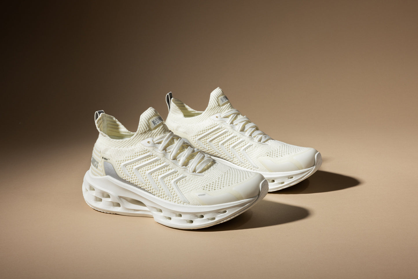 IMPULSE TRAINER 女士 休閒鞋