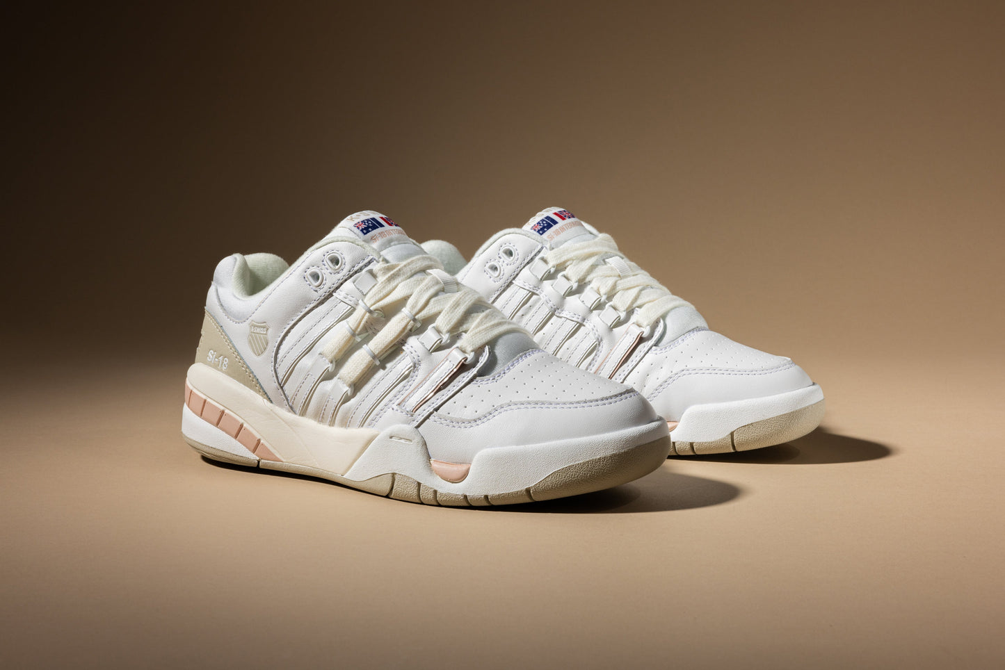 SI-18 INTERNATIONAL C 女士 休閒鞋