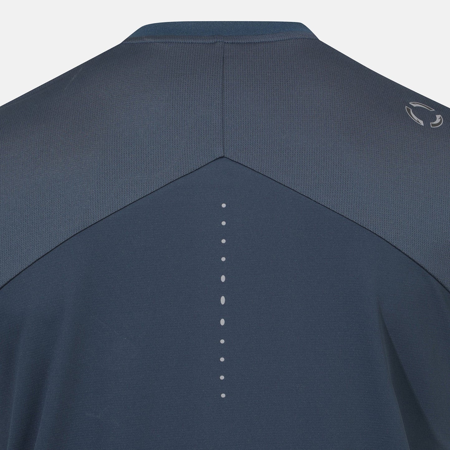 RUNNING ESSENCIAL HALF SLEEVET-SHIRTS 女士 運動上衣