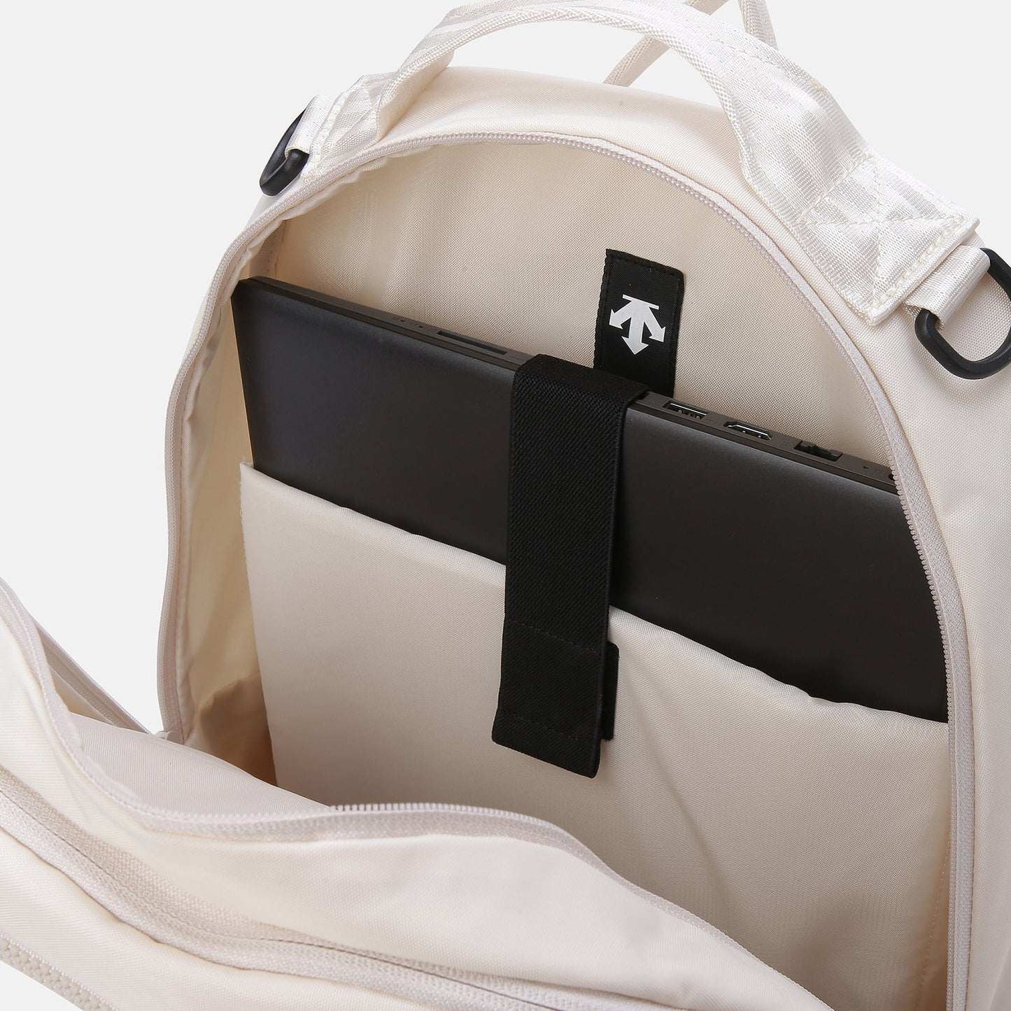 TURNS 2.0 中性 後背包(28L)