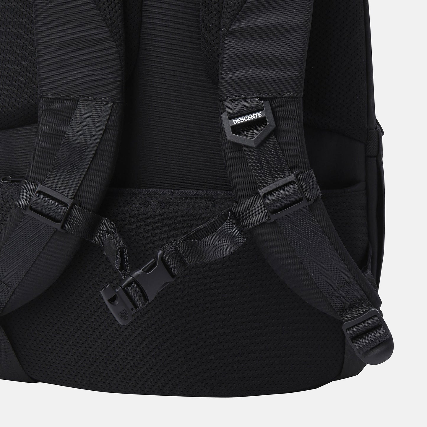 TURNS 2.0 中性 後背包(28L)