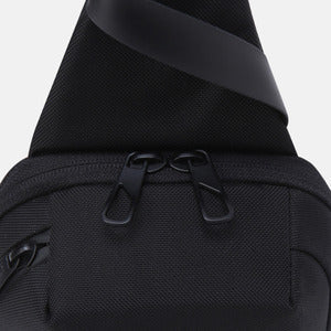 SPORTS BASIC SLING BAG S 中性 運動斜背包