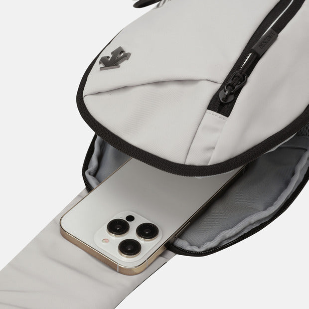 TEAMPACK SLINGBACK (GER BOBSLEIGH TEAM) 中性 運動側背包