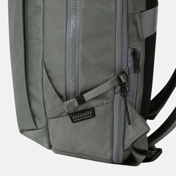 TRAVEL EXPANSION BACKPACK M 中性 運動後背包