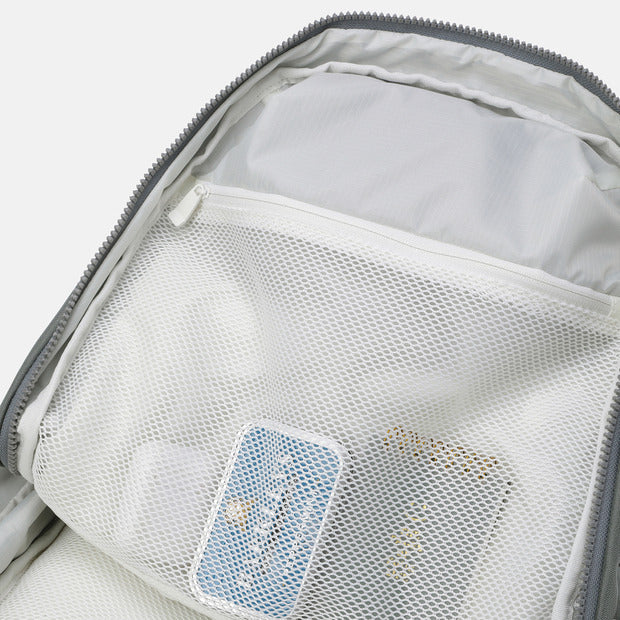 TRAVEL EXPANSION BACKPACK M 中性 運動後背包