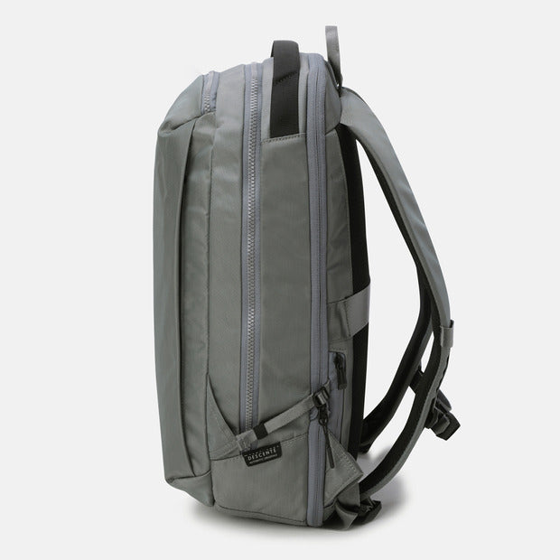 TRAVEL EXPANSION BACKPACK M 中性 運動後背包