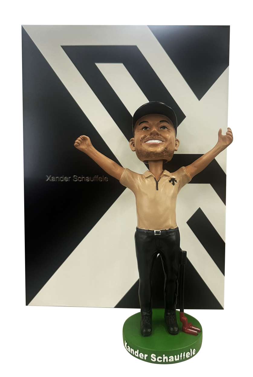 DESCENTE聯名Xander系列限量公仔